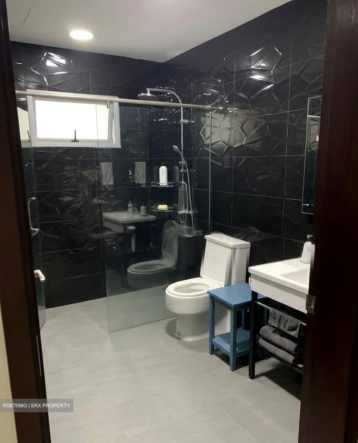 Nanyang Park (D19), Terrace #566165131